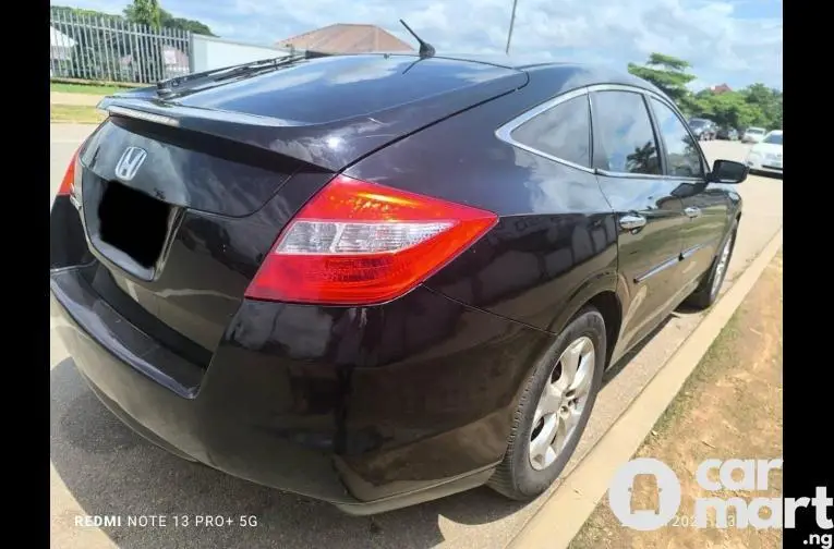 2010 HONDA CROSSTOUR