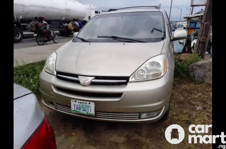 Used Toyota sienna 2006 - 5