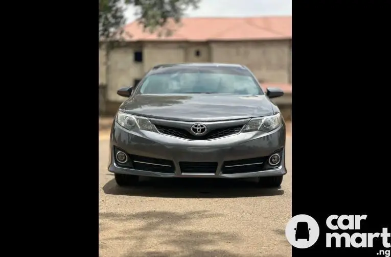 neatly used 2012 Toyota Camry