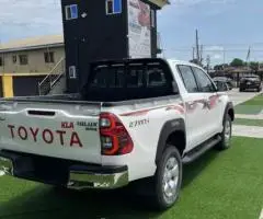 Used Toyota Hilux 2016