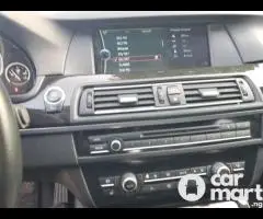 BMW 5-Series 2012