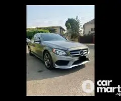 Super clean 2018 Mercedes Benz C300