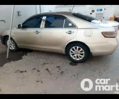 Toyota Camry 2008 Gold