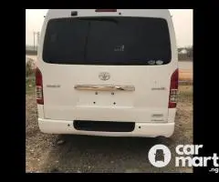 Foreign Used 2017 Toyota HiAce Hummer 2