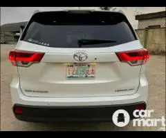 Foreign Used Toyota Highlander 2016 LE AWD